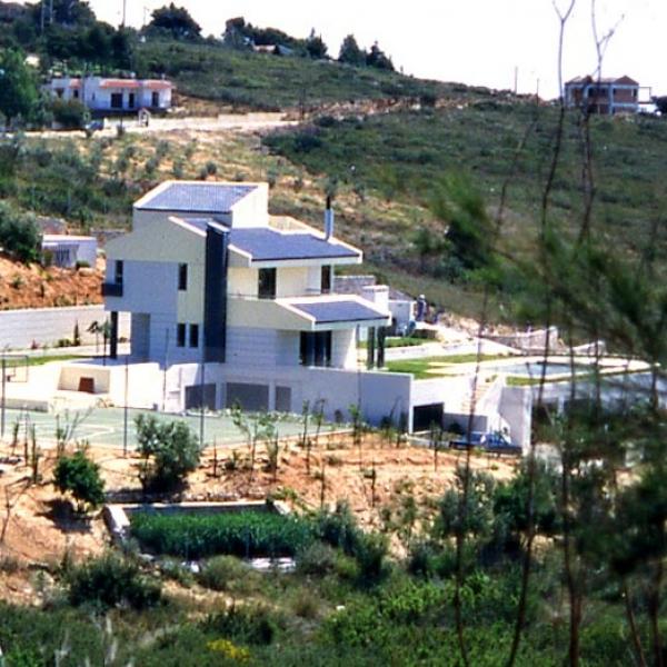 Family Villa, Drafi Attica